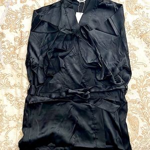 Hodo Women’s Medium Luxe Silk Kimono Robe Black NWT